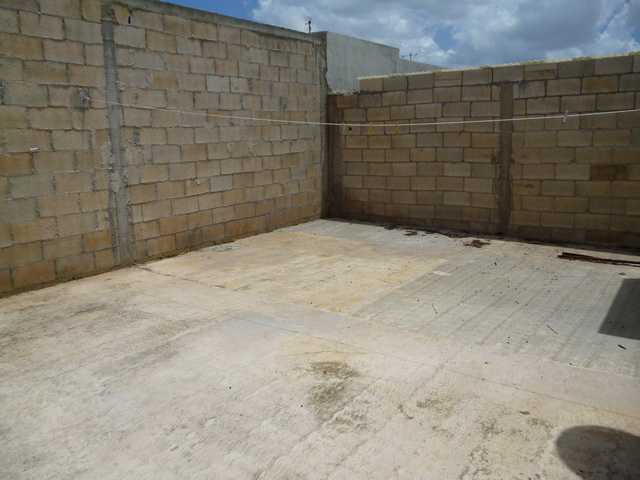 La_Joya_patio_resize.jpg